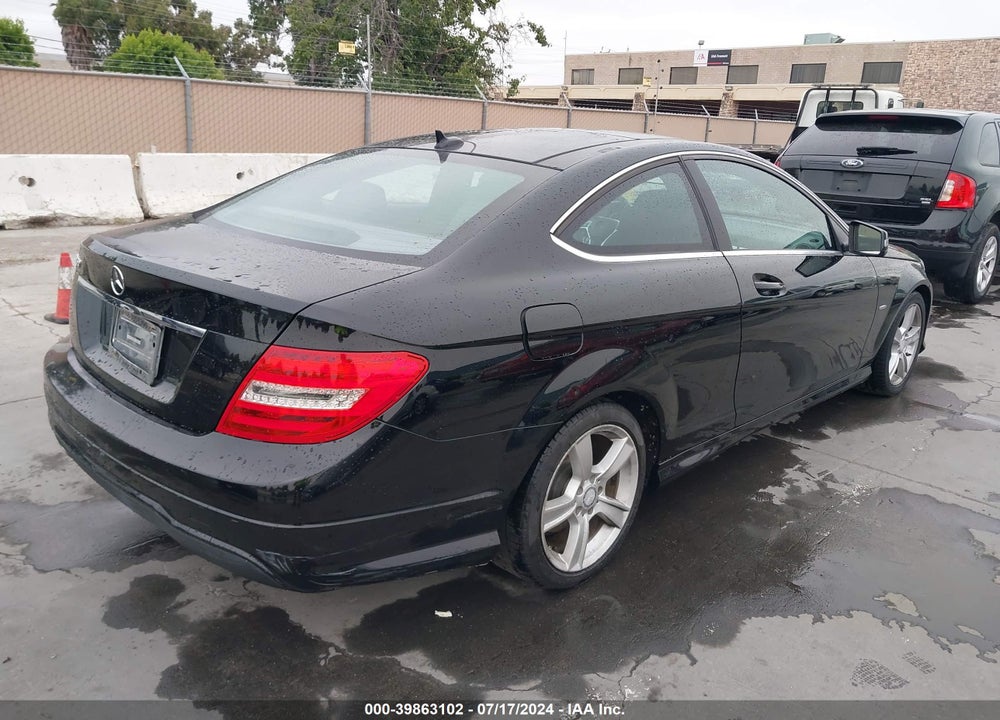 2012 MERCEDES-BENZ C 250 VIN: WDDGJ4HB8CF772312