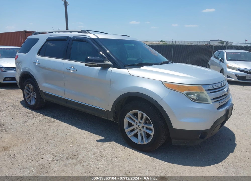 2011 FORD EXPLORER XLT VIN: 1FMHK8D88BGA78110