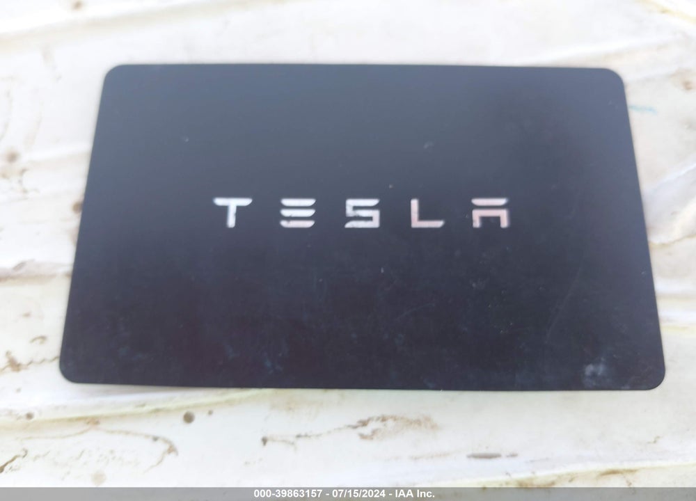 2023 TESLA MODEL Y AWD/LONG RANGE DUAL MOTOR ALL-WHEEL DRIVE VIN: 7SAYGDEE8PF872208