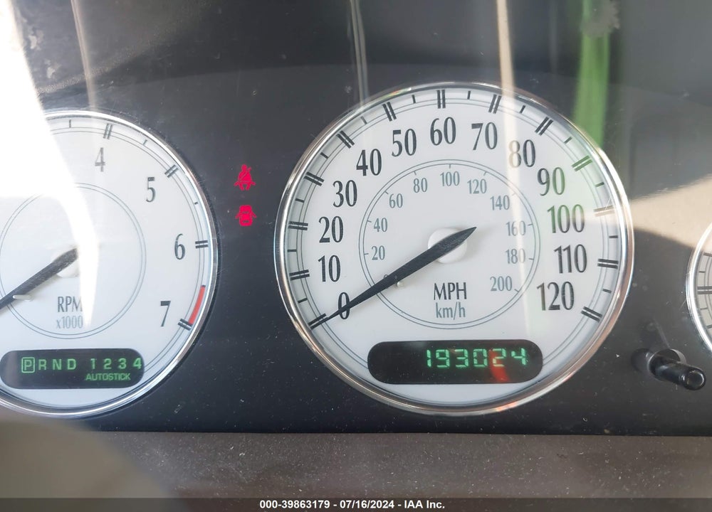 2000 CHRYSLER 300M VIN: 2C3HE66GXYH424454