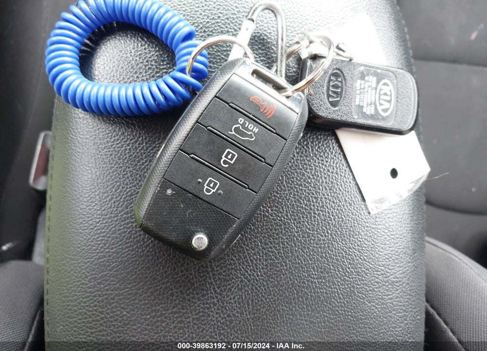 2017 KIA SOUL VIN: KNDJN2A2XH7496445