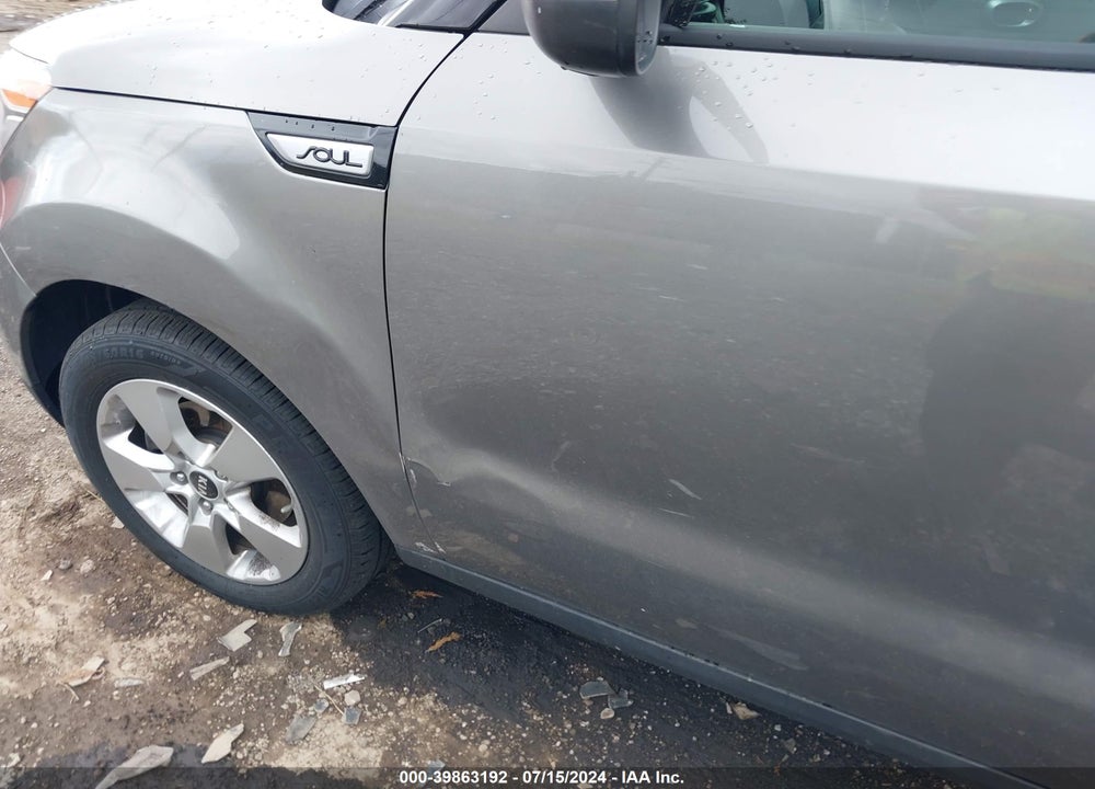 2017 KIA SOUL VIN: KNDJN2A2XH7496445