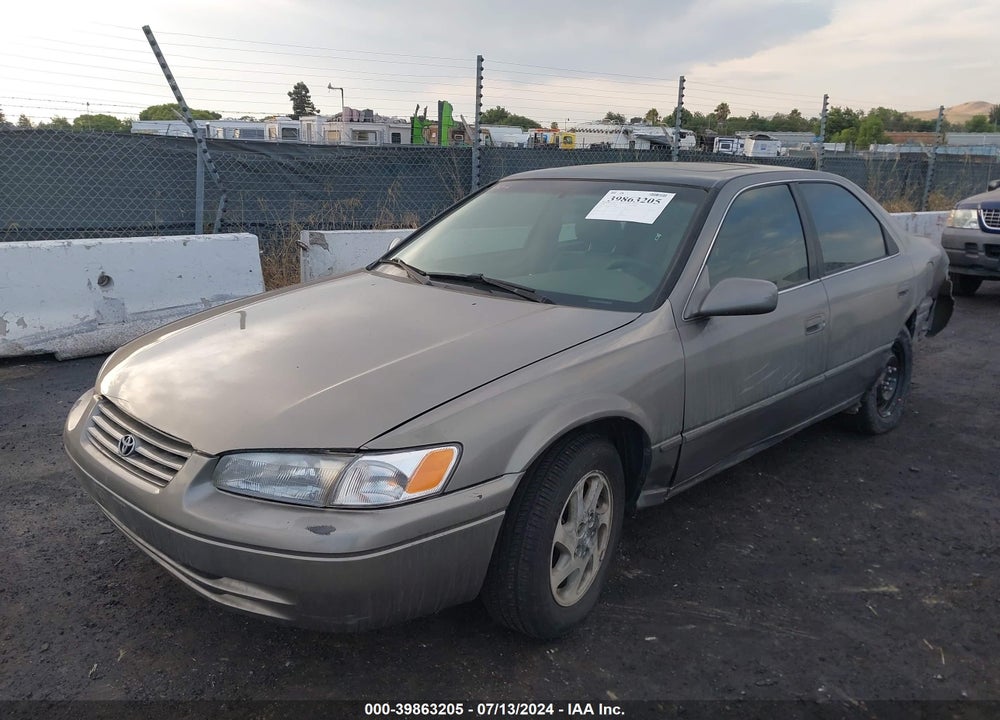 1998 TOYOTA CAMRY XLE V6 VIN: JT2BF28K9W0111804