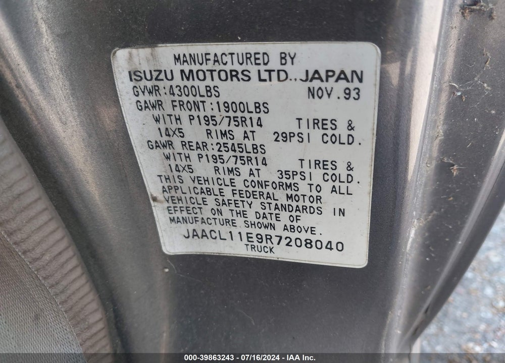 1994 ISUZU CONVENTIONAL SHORT BED VIN: JAACL11E9R7208040