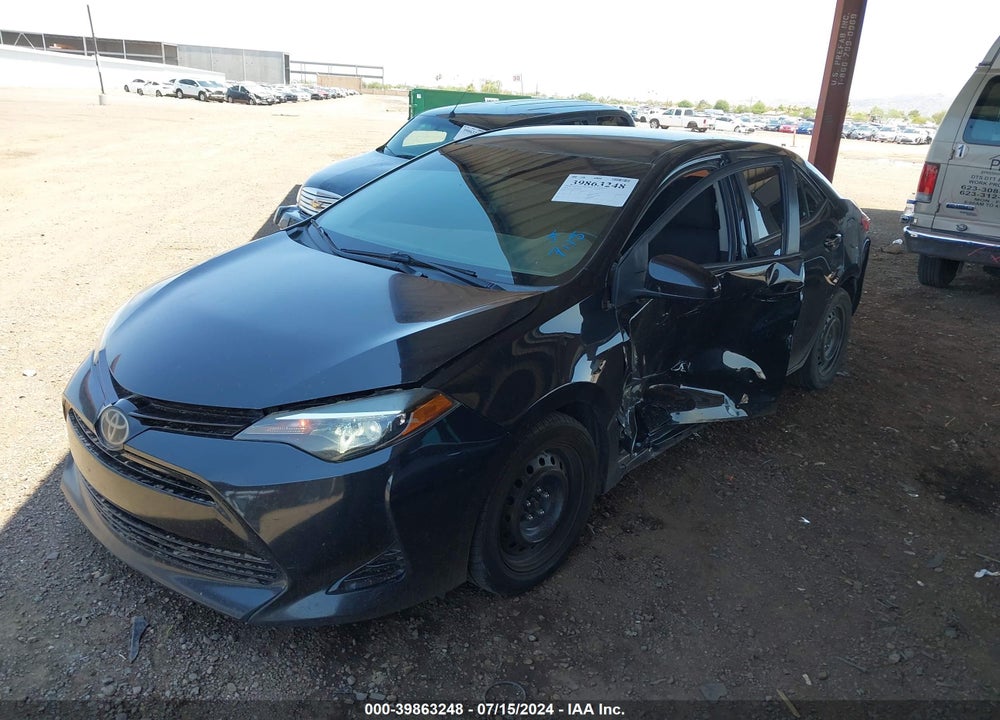 2018 TOYOTA COROLLA LE VIN: 2T1BURHE8JC034972