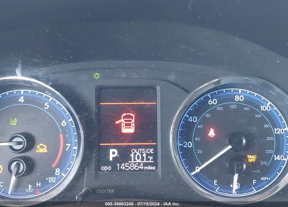2018 TOYOTA COROLLA LE VIN: 2T1BURHE8JC034972