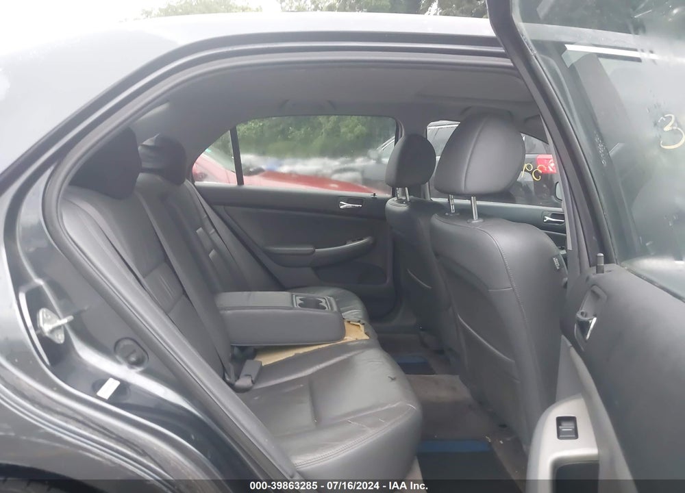 2003 HONDA ACCORD 2.4 EX VIN: JHMCM56663C065754