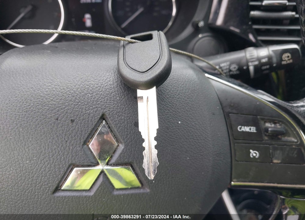 2017 MITSUBISHI OUTLANDER ES VIN: JA4AD2A31HZ010941