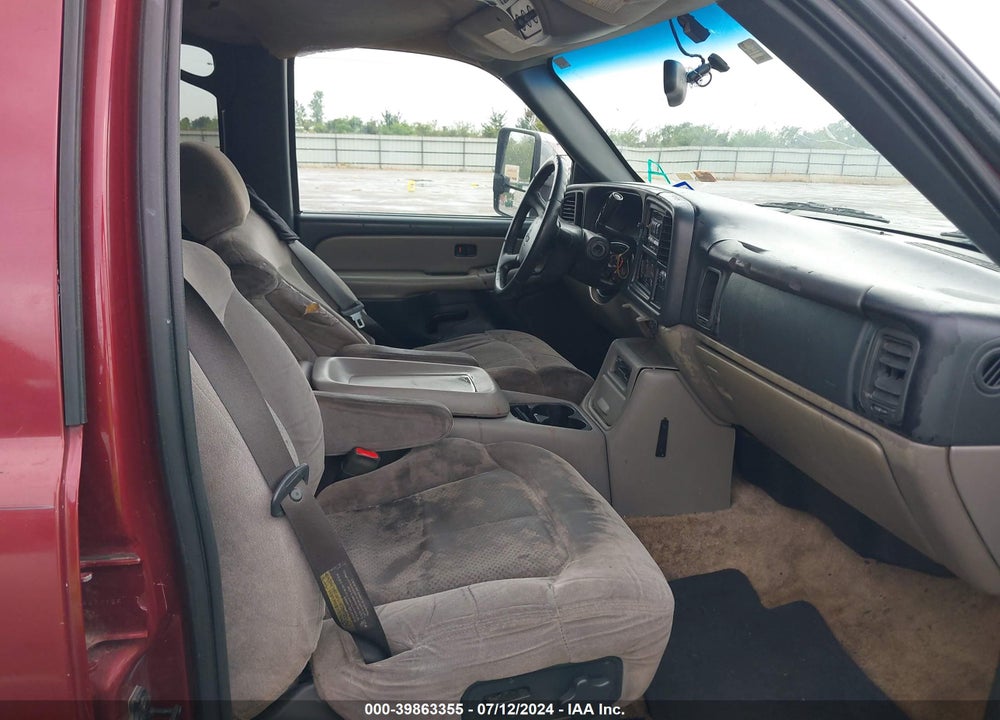 2001 CHEVROLET SUBURBAN 1500 LS VIN: 1GNEC16T91J234208