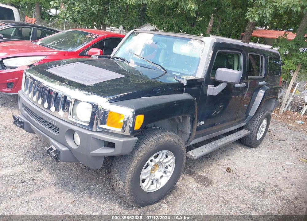 2007 HUMMER H3 SUV VIN: 5GTDN13E678181657