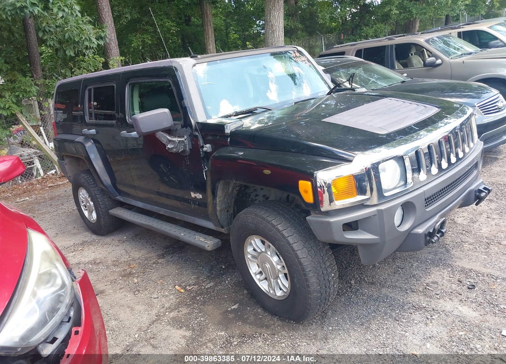 2007 HUMMER H3 SUV VIN: 5GTDN13E678181657