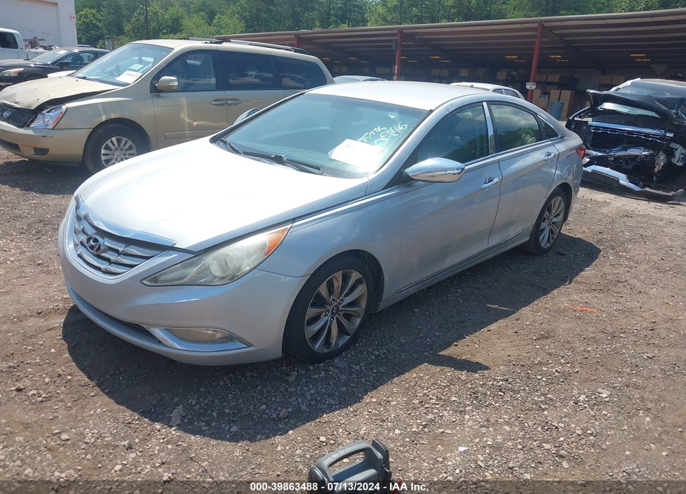 2011 HYUNDAI SONATA SE VIN: 5NPEC4AC6BH030946