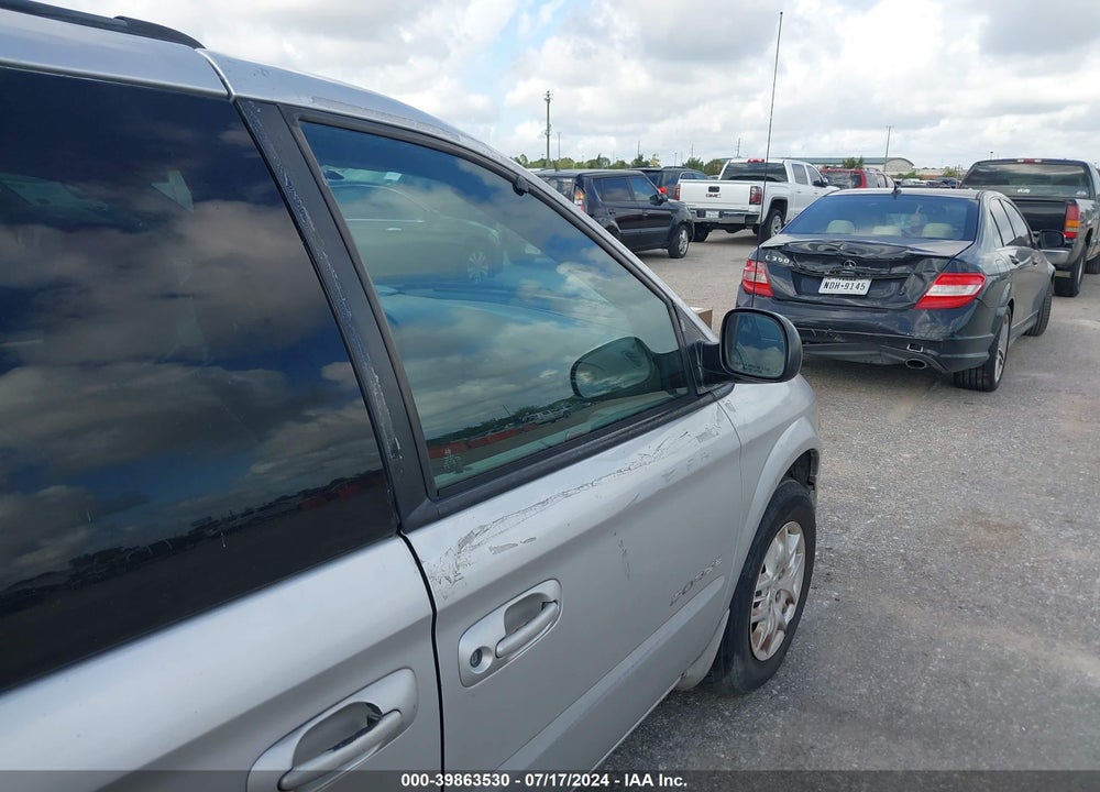 2001 DODGE CARAVAN SPORT VIN: 2B4GP44G41R141327