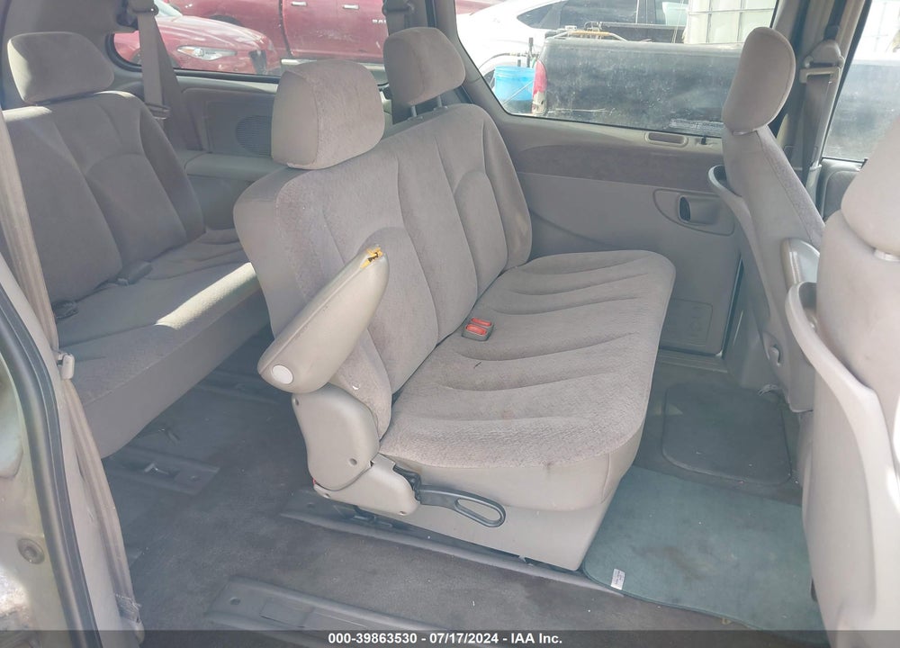 2001 DODGE CARAVAN SPORT VIN: 2B4GP44G41R141327