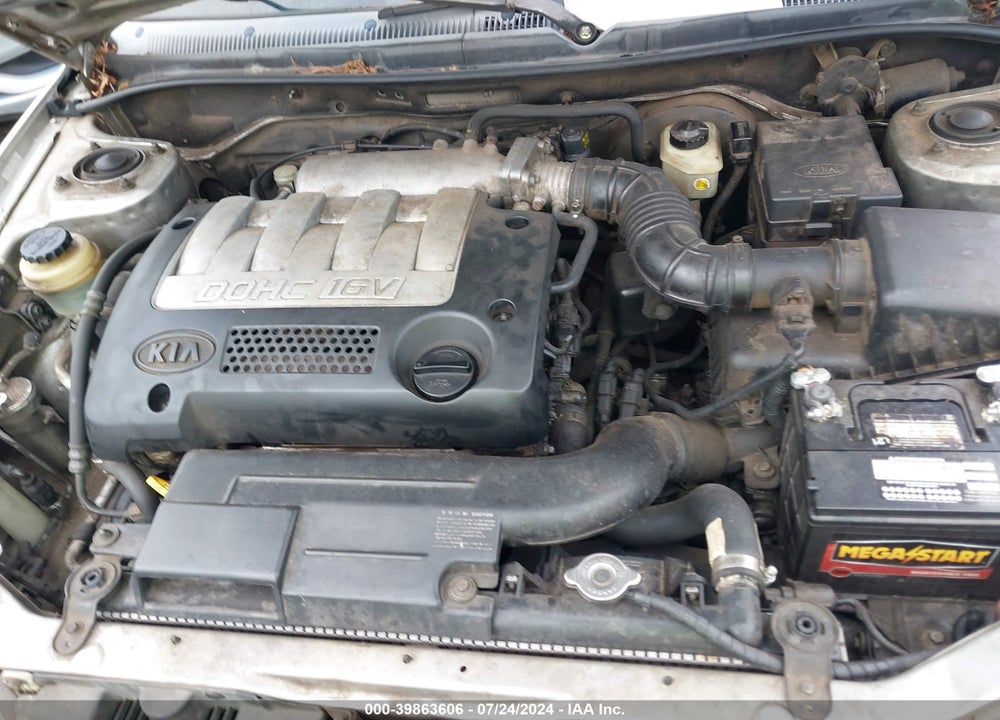 2004 KIA SPECTRA LS VIN: KNAFB121245308552