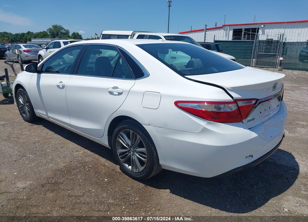 2017 TOYOTA CAMRY SE VIN: 4T1BF1FK1HU433333