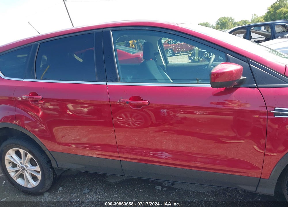 2019 FORD ESCAPE SE VIN: 1FMCU9GD7KUA23975