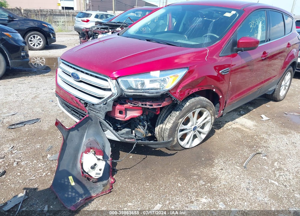 2019 FORD ESCAPE SE VIN: 1FMCU9GD7KUA23975