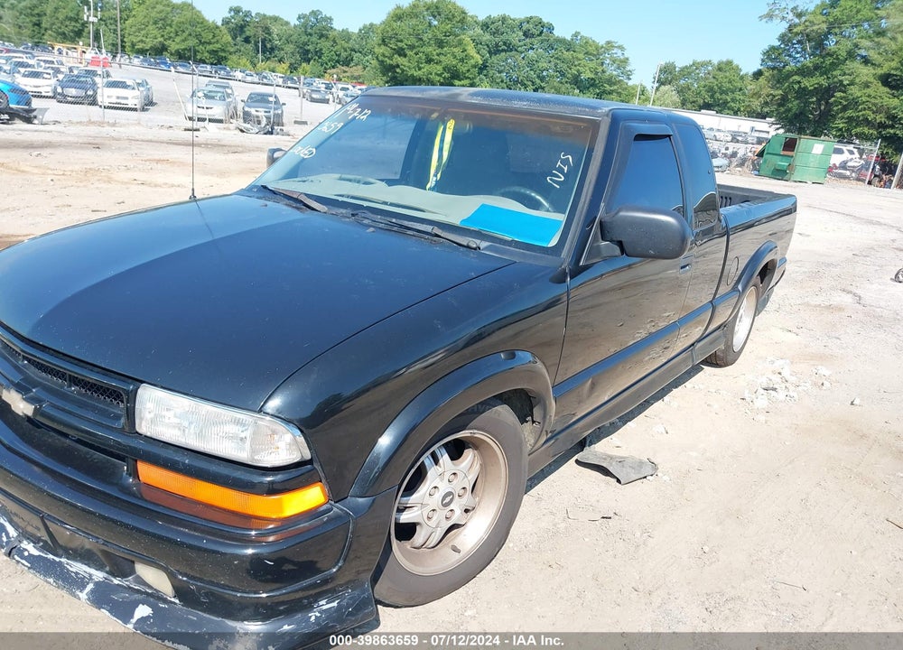 2001 CHEVROLET S-10 LS VIN: 1GCCS19W518119122