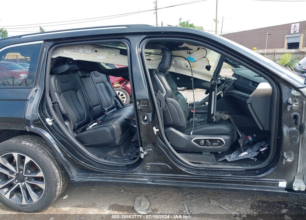 2022 JEEP GRAND CHEROKEE OVERLAND 4X4 VIN: 1C4RJHDGXN8626674