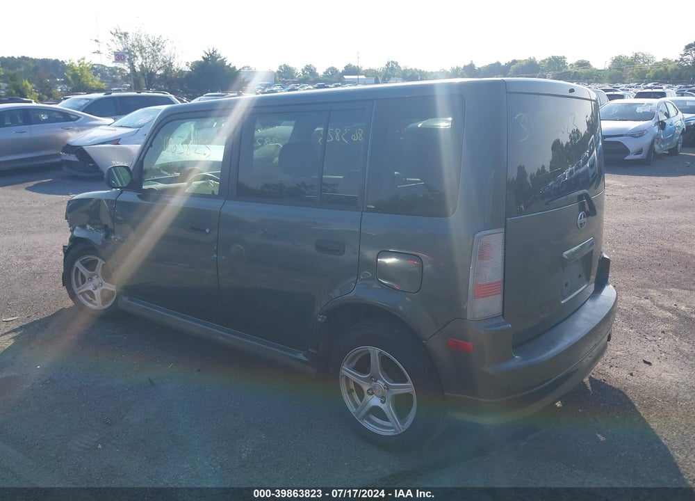 2005 SCION XB VIN: JTLKT324854004030