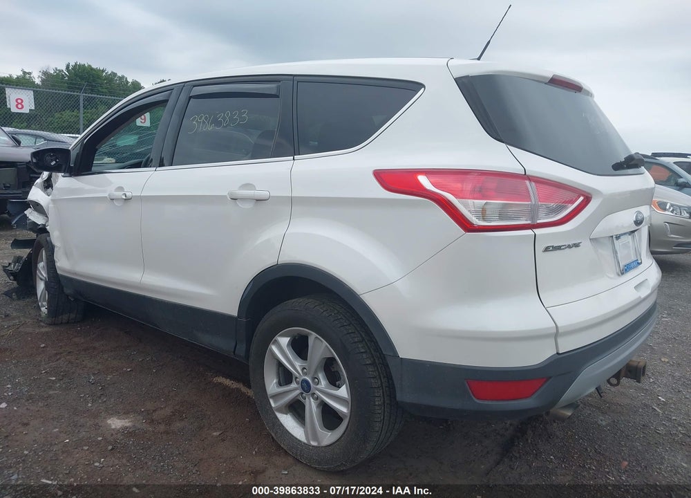 2015 FORD ESCAPE SE VIN: 1FMCU9G96FUC72026