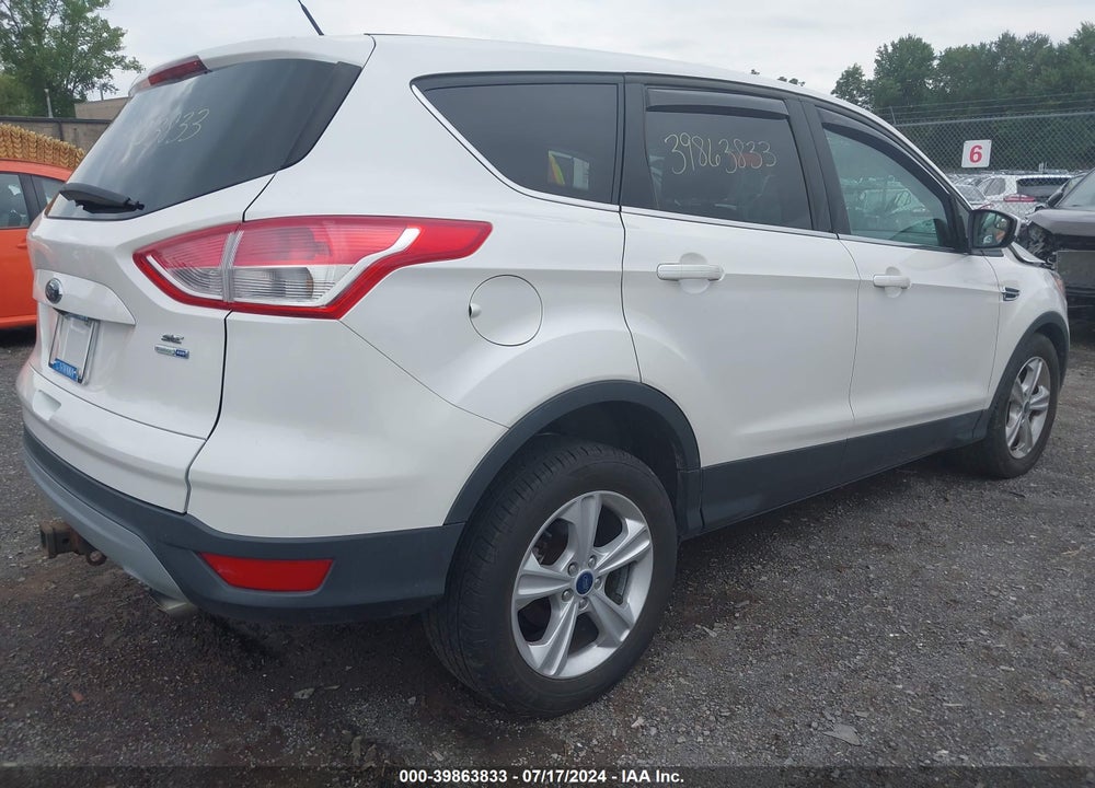 2015 FORD ESCAPE SE VIN: 1FMCU9G96FUC72026