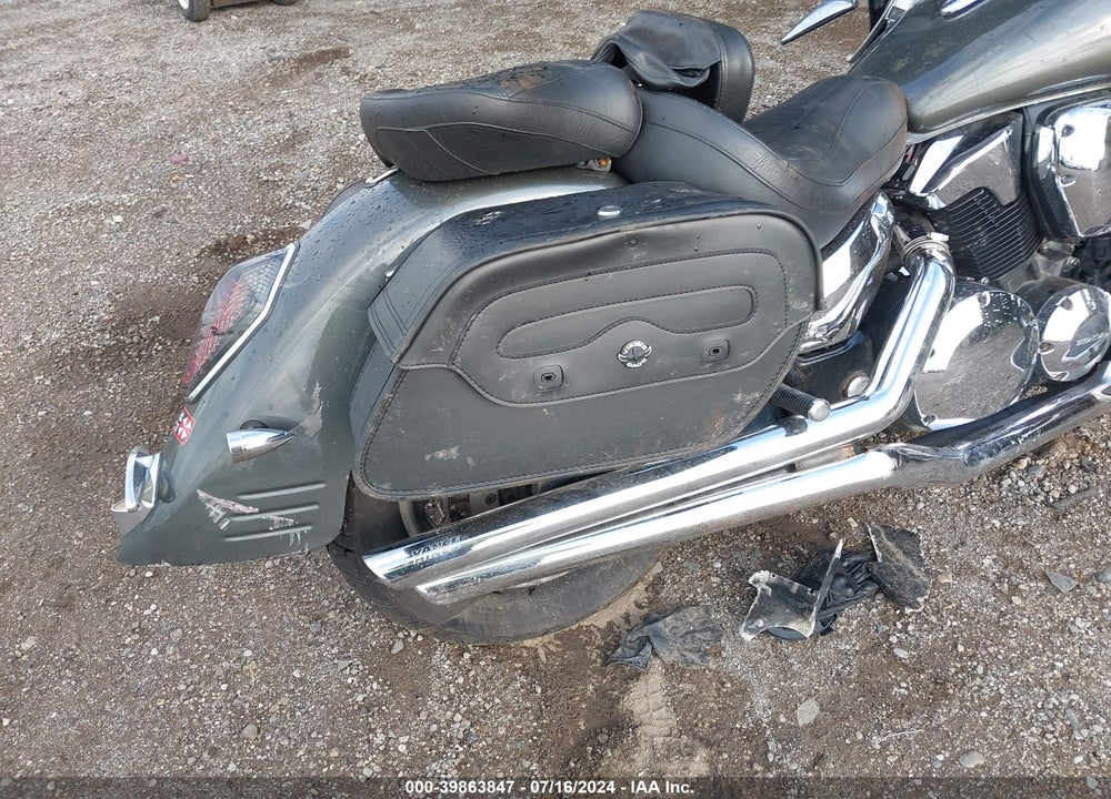 2005 HONDA VTX1300 R VIN: 1HFSC52335A206408