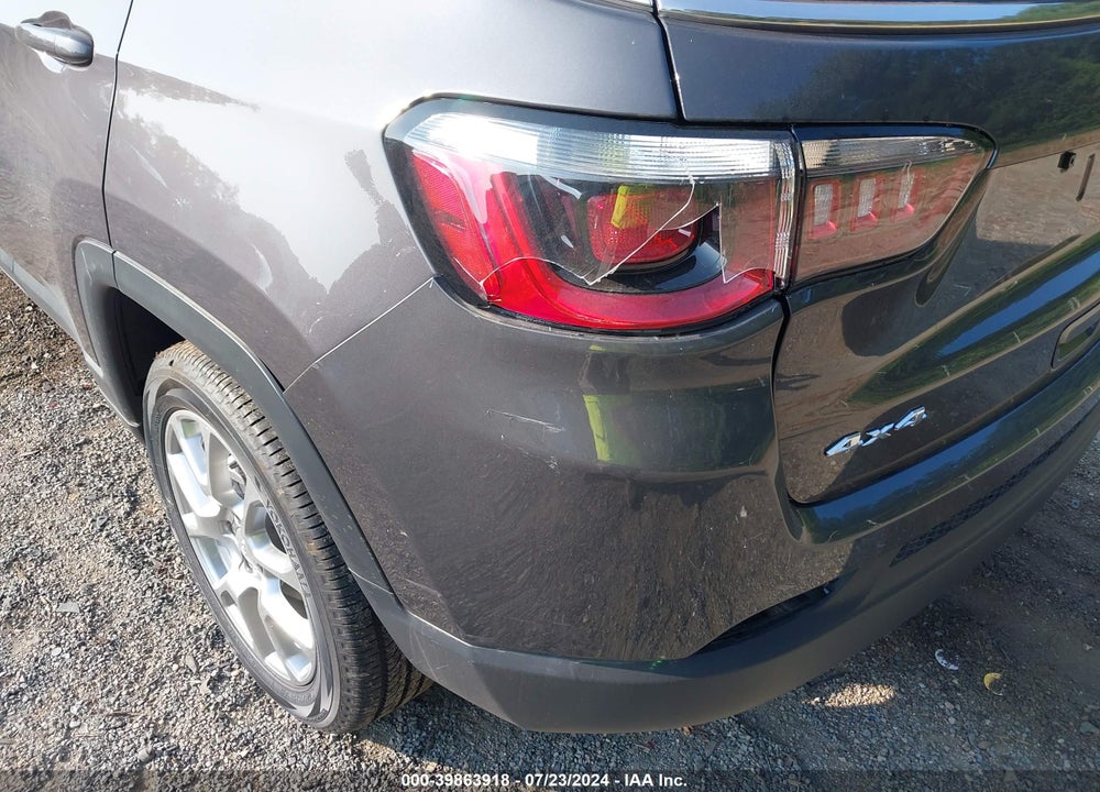 2024 JEEP COMPASS LATITUDE LUX FWD VIN: 3C4NJDFN5RT129560