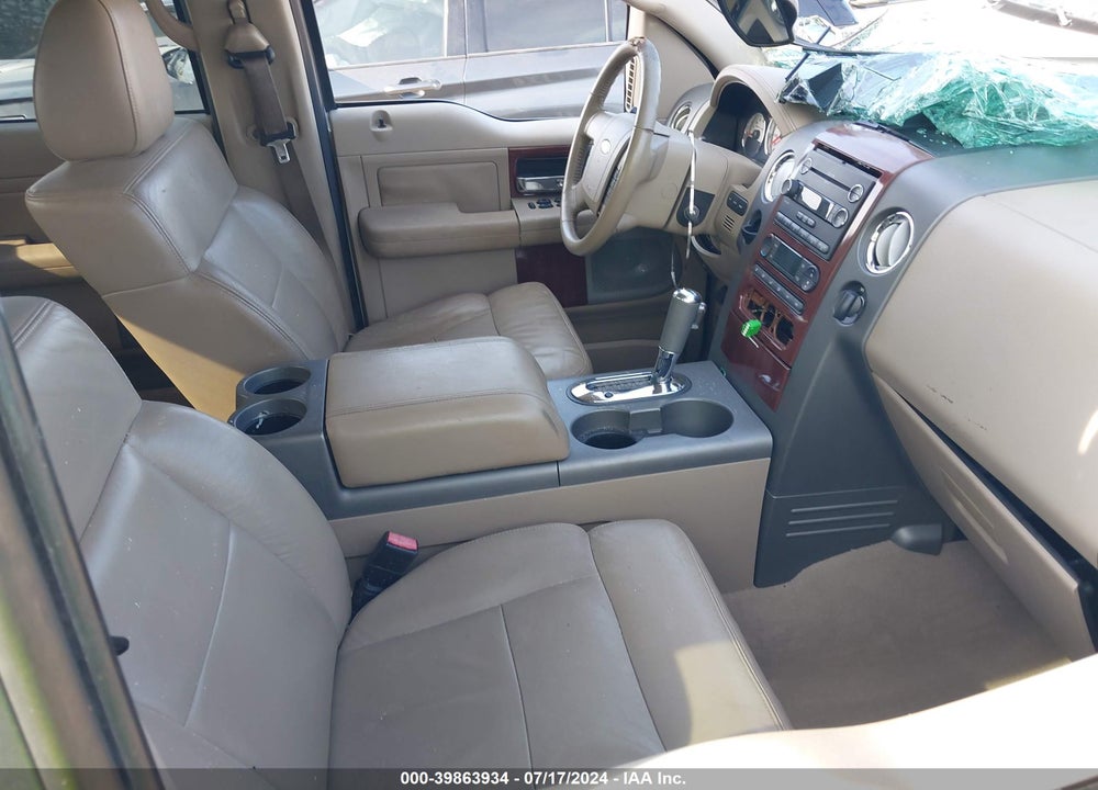 2005 FORD F-150 LARIAT/XLT VIN: 1FTPW12545FA13270