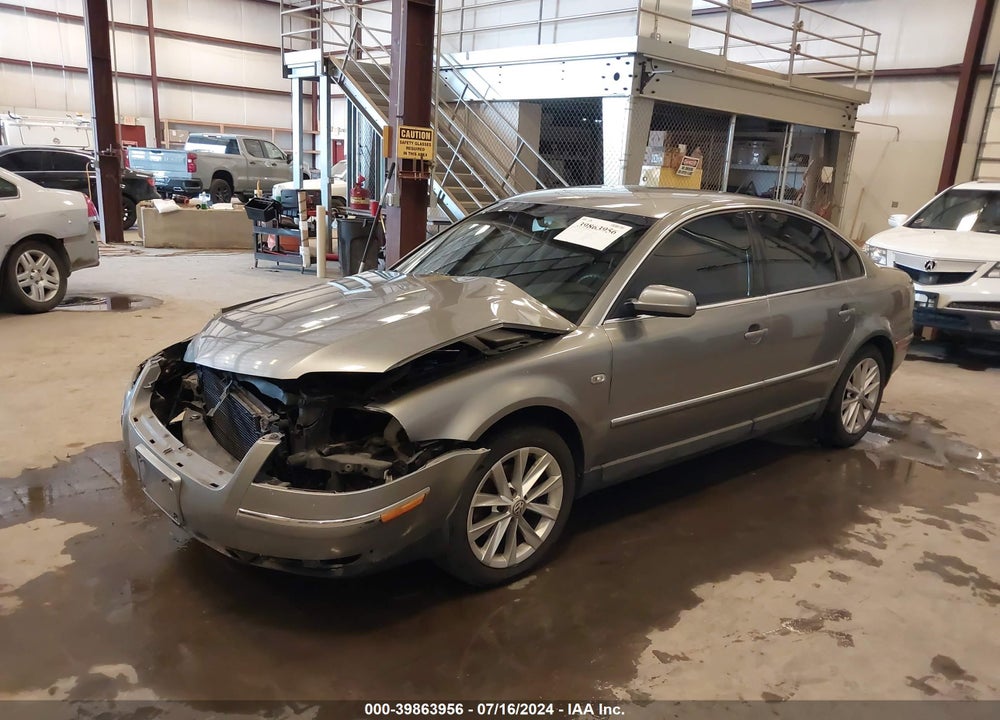 2004 VOLKSWAGEN PASSAT GL VIN: WVWMD63B64E032885
