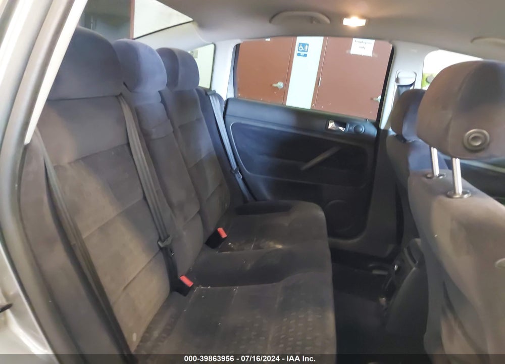 2004 VOLKSWAGEN PASSAT GL VIN: WVWMD63B64E032885