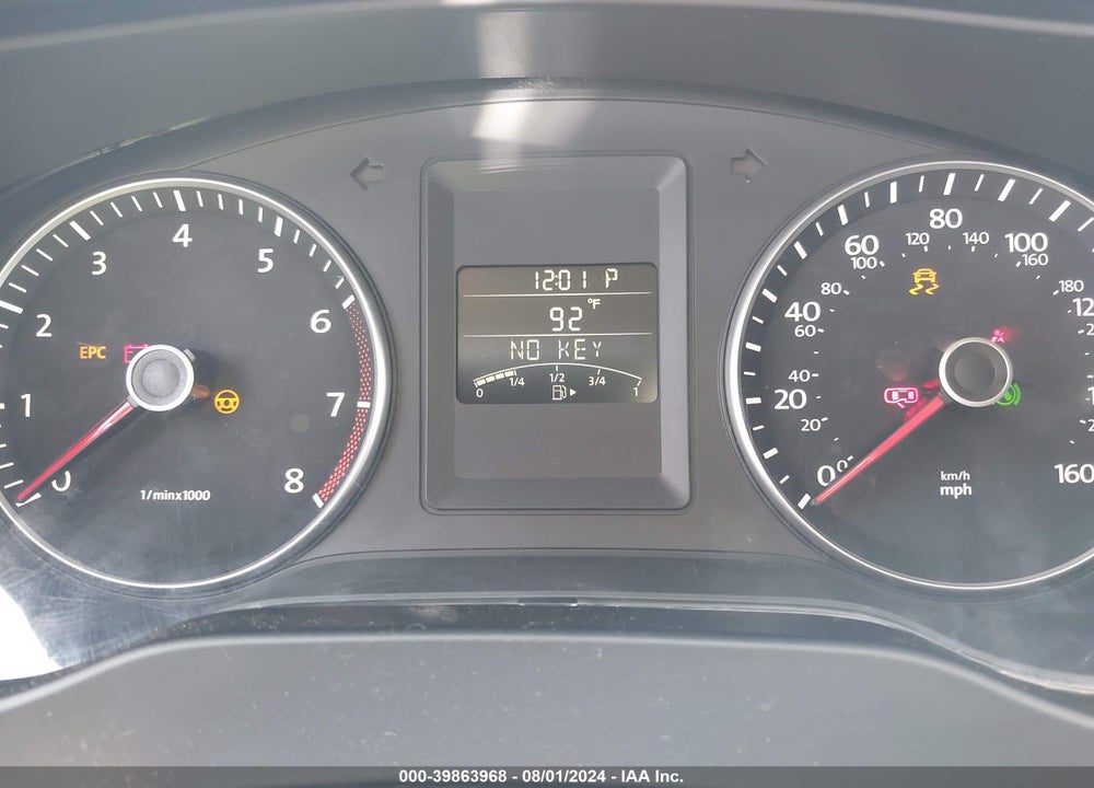 2014 VOLKSWAGEN JETTA 1.8T SE VIN: 3VWD07AJ4EM382651