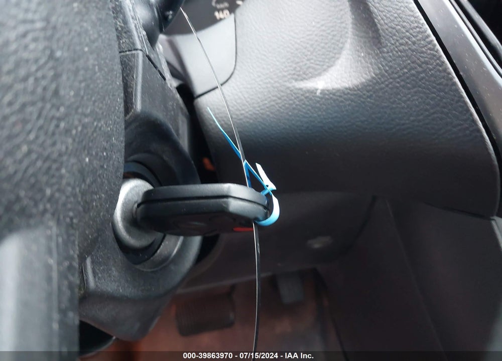 2015 FORD FOCUS SE VIN: 1FADP3F21FL367056