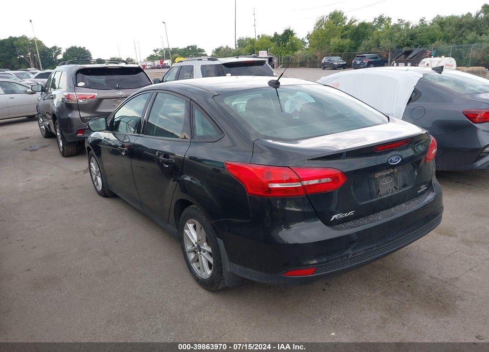 2015 FORD FOCUS SE VIN: 1FADP3F21FL367056