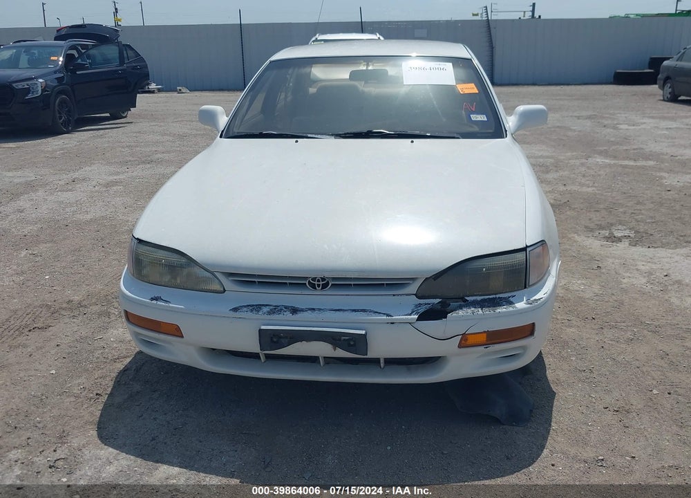 1995 TOYOTA CAMRY LE VIN: 4T1SK12EXSU891522
