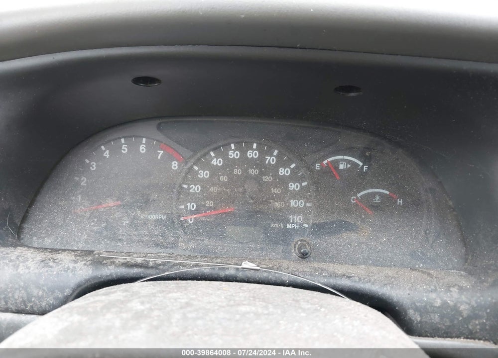 2004 SUZUKI VITARA V6 LX VIN: 2S3TD62VX46102529