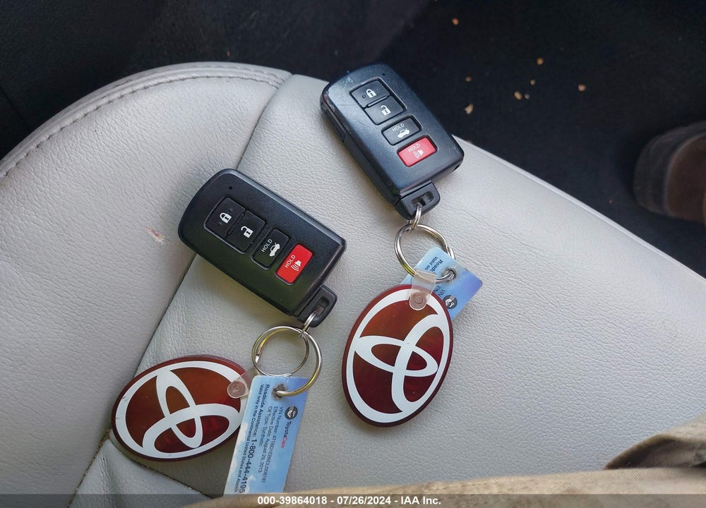2013 TOYOTA AVALON HYBRID XLE PREMIUM VIN: 4T1BD1EB6DU008787