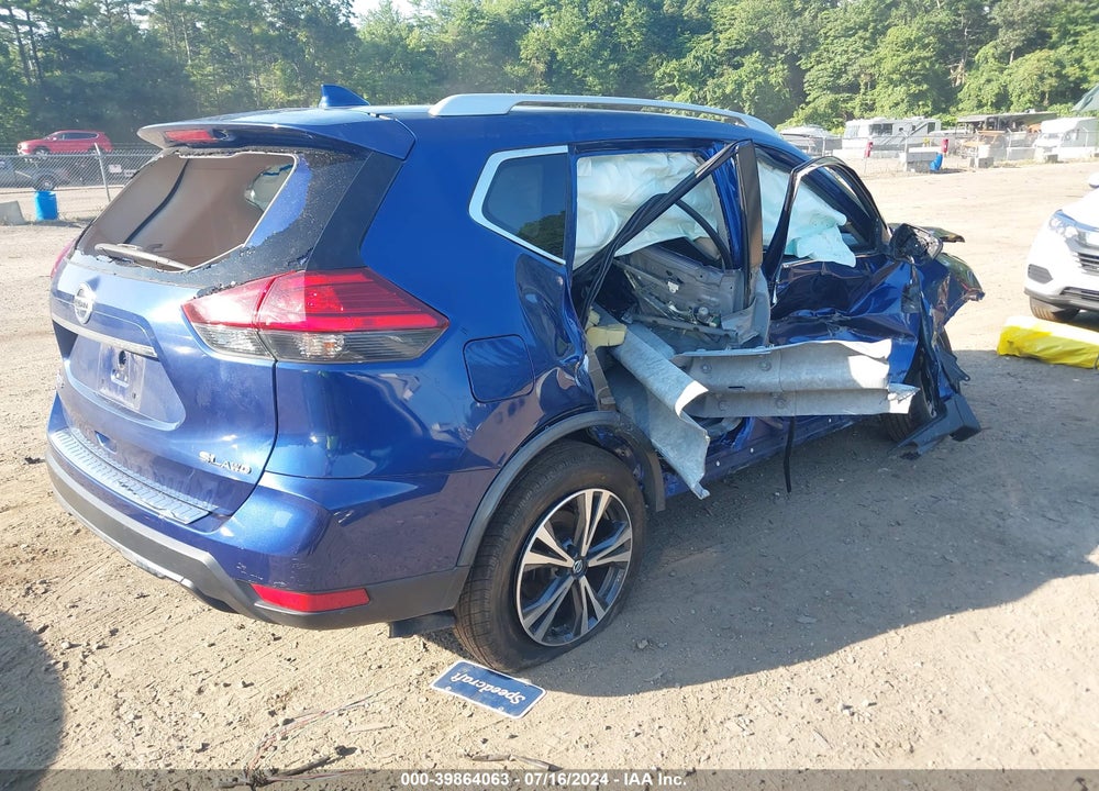 2017 NISSAN ROGUE SL VIN: JN8AT2MV8HW284231