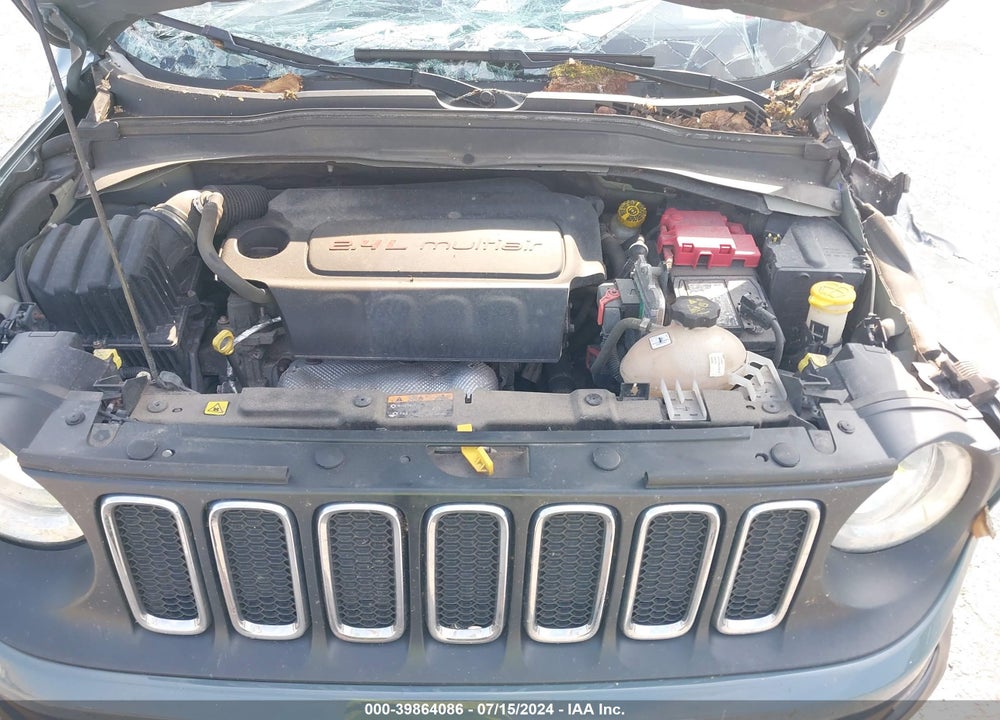 2018 JEEP RENEGADE LATITUDE 4X4 VIN: ZACCJBBB9JPH41747