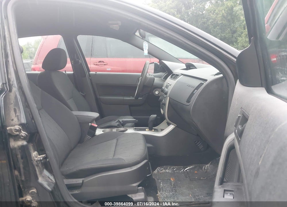 2010 FORD FOCUS SE VIN: 1FAHP3FN9AW298913