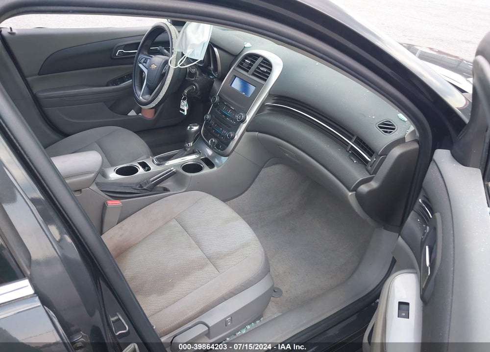2015 CHEVROLET MALIBU LS VIN: 1G11B5SL7FF109007
