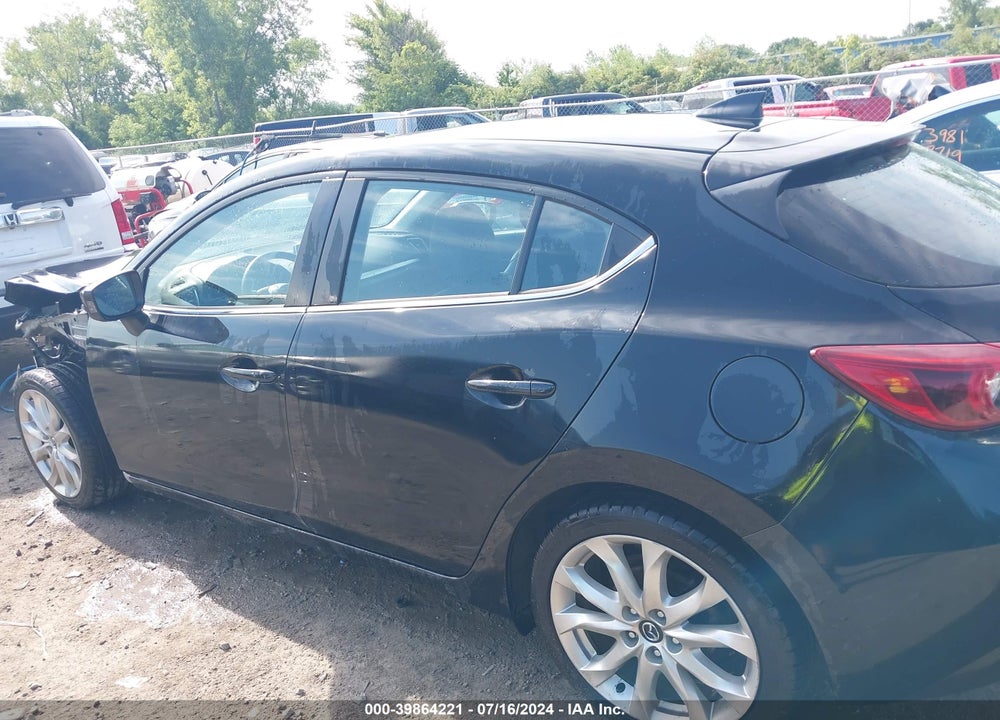2016 MAZDA 3 S GRAND TOURING VIN: JM1BM1N35G1325835
