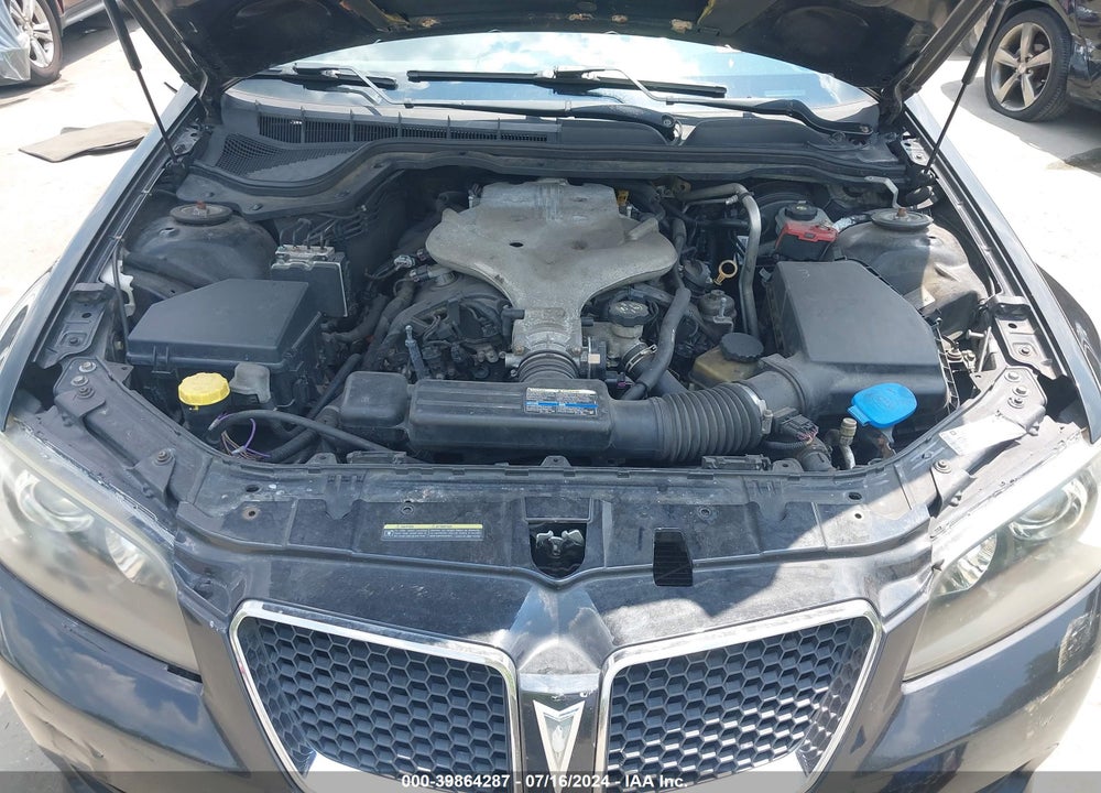 2009 PONTIAC G8 VIN: 6G2ER57769L218958