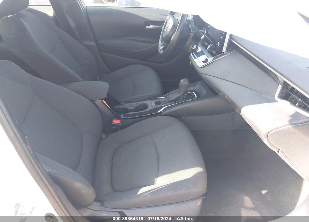 2021 TOYOTA COROLLA LE VIN: 5YFEPMAE7MP234652