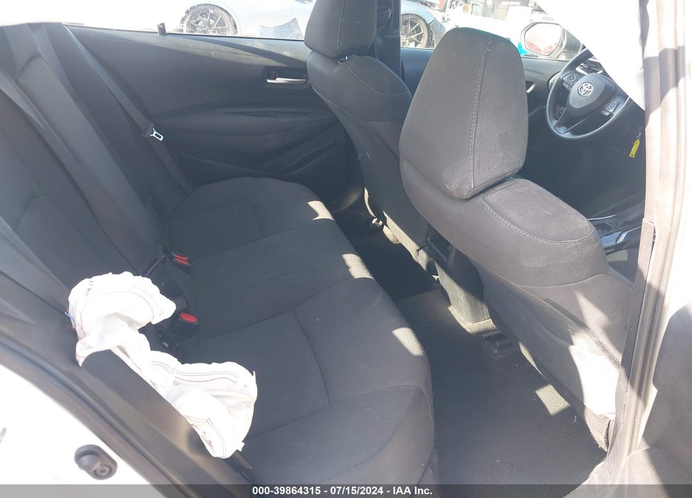 2021 TOYOTA COROLLA LE VIN: 5YFEPMAE7MP234652