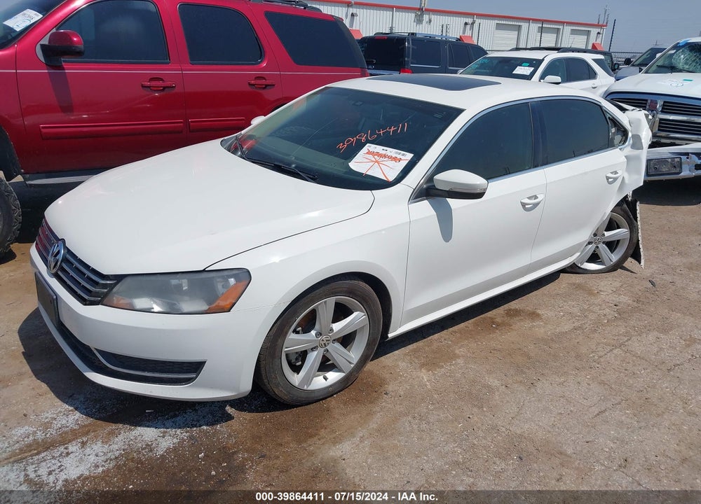 2013 VOLKSWAGEN PASSAT 2.0L TDI SE VIN: 1VWBN7A31DC143083