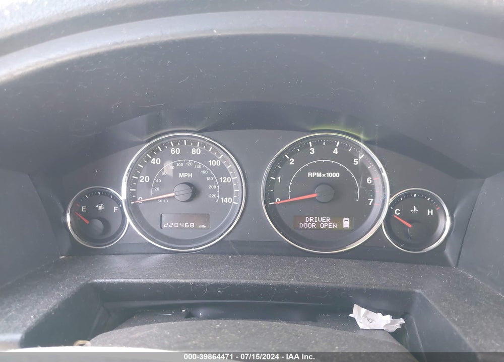 2010 JEEP COMMANDER SPORT VIN: 1J4RH4GK7AC157498