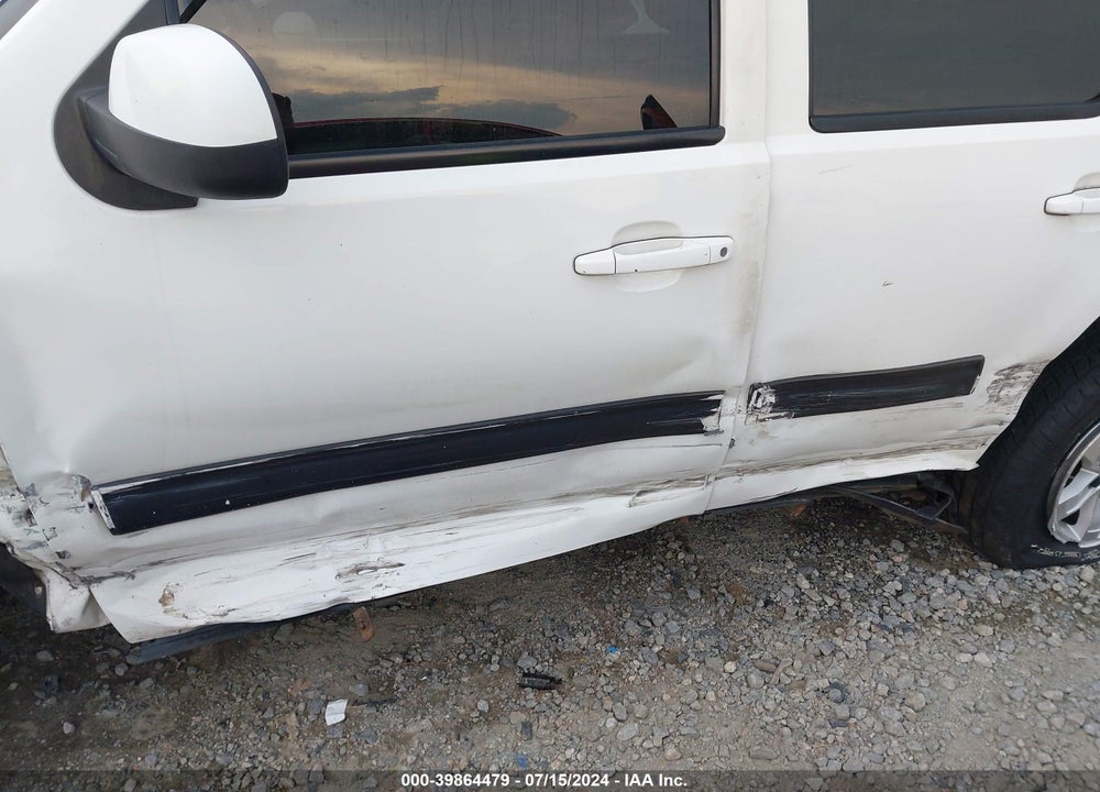 2010 GMC YUKON SLT VIN: 1GKUKCE04AR206428