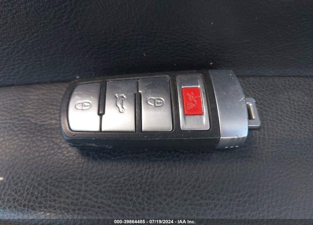 2011 VOLKSWAGEN CC SPORT VIN: WVWMN7AN2BE715812